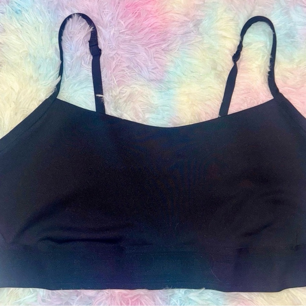Black Victoria’s Secret PINK Sports Bra XL